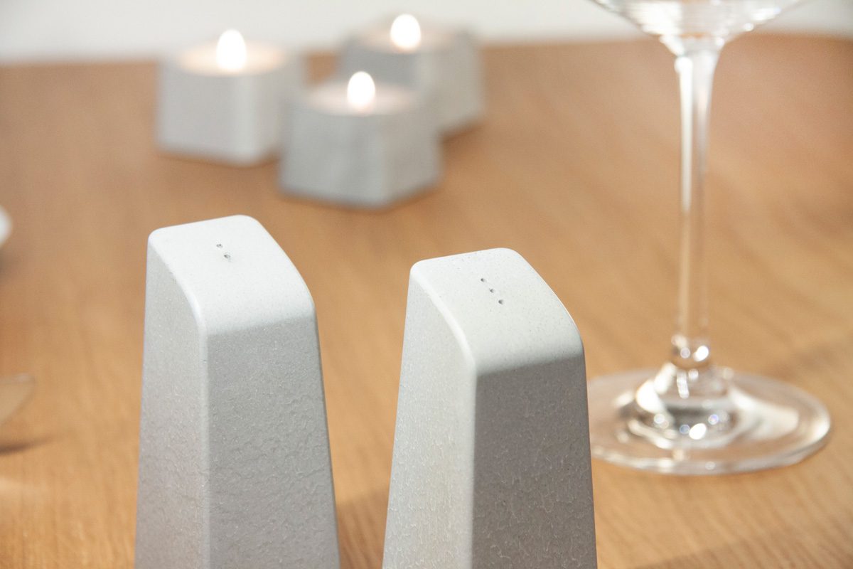 Salz und Pfefferstreuer Pepé. Moderne Wohnaccessoires aus Beton für Dein Zuhause.