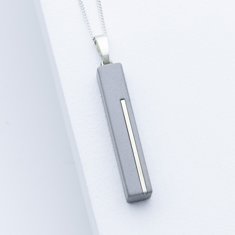 Betonschmuck von Studio 4L. Kette C2 Silber.