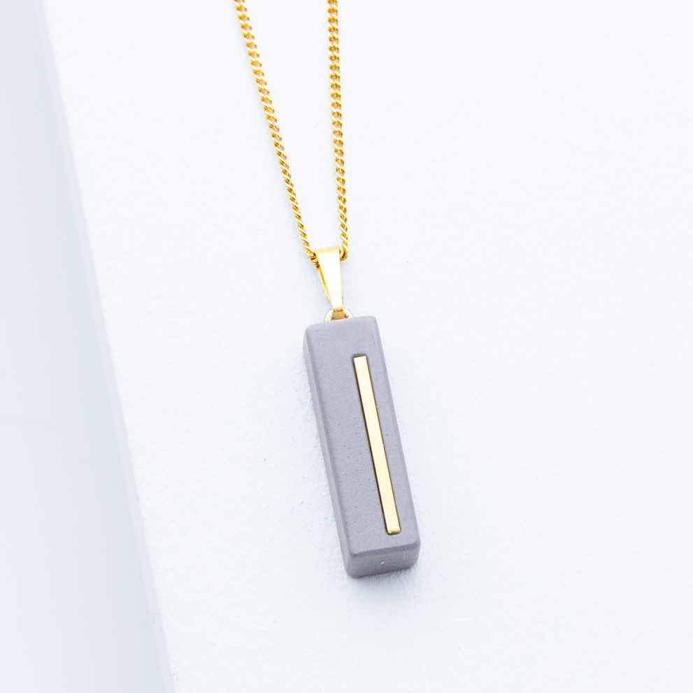 Betonschmuck von Studio 4L. Kette Juliane C3 Gold.