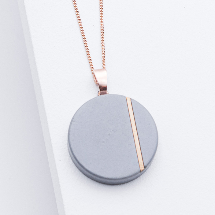 Studio 4L. Betonschmuck Kette R1 Rosé Grau.