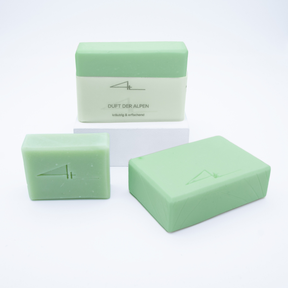 Naturseifen Duft der Alpen von Studio 4L. 100% handmade in Germany. Nachhaltig, tierversuchsfrei und ohne Plastik